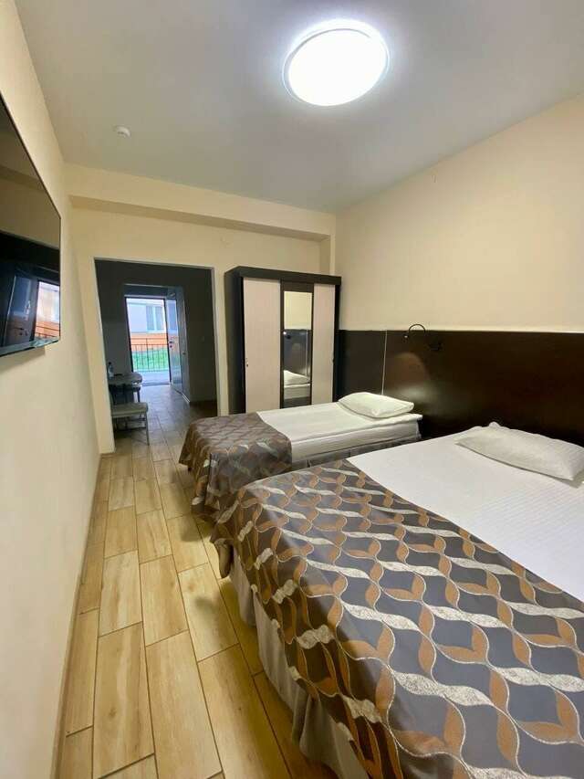 Гостиница Круиз Пионерский-106